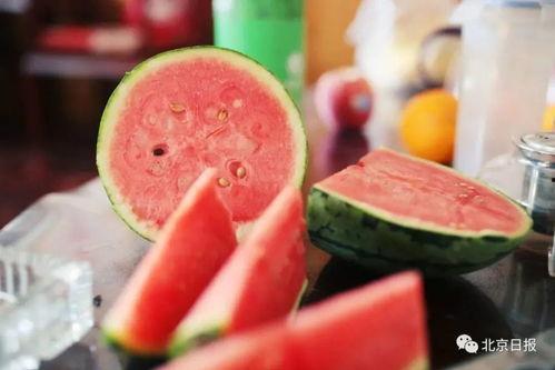 24小时吃瓜爆料,娱乐圈风云变幻，真相大揭秘  第2张