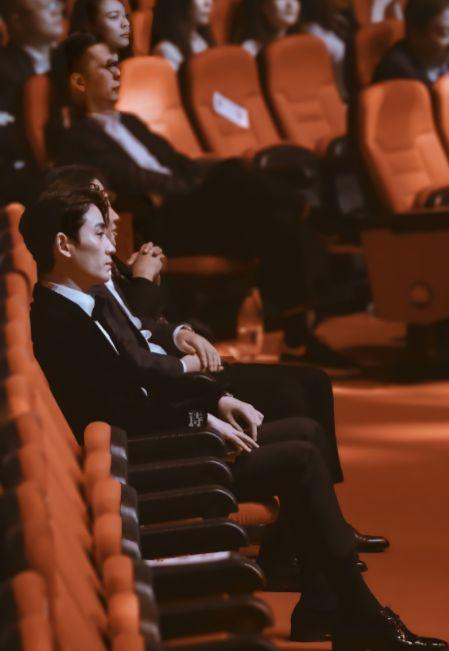 娱乐吃瓜号配音 第2张 娱乐吃瓜号配音 第2张