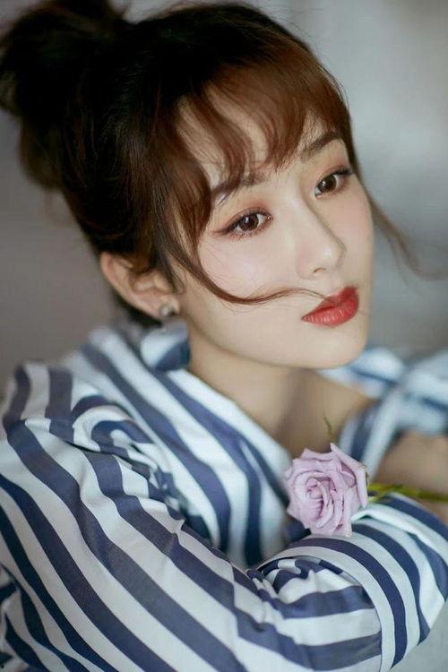 娱乐吃瓜爆料杨紫,娱乐圈再掀波澜 第2张 娱乐吃瓜爆料杨紫,娱乐圈再掀波澜 第2张